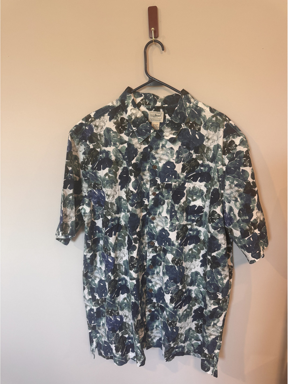 L.L. Bean Green Hawaiian-Style Short Sleeve Button Up Mens XL Tall